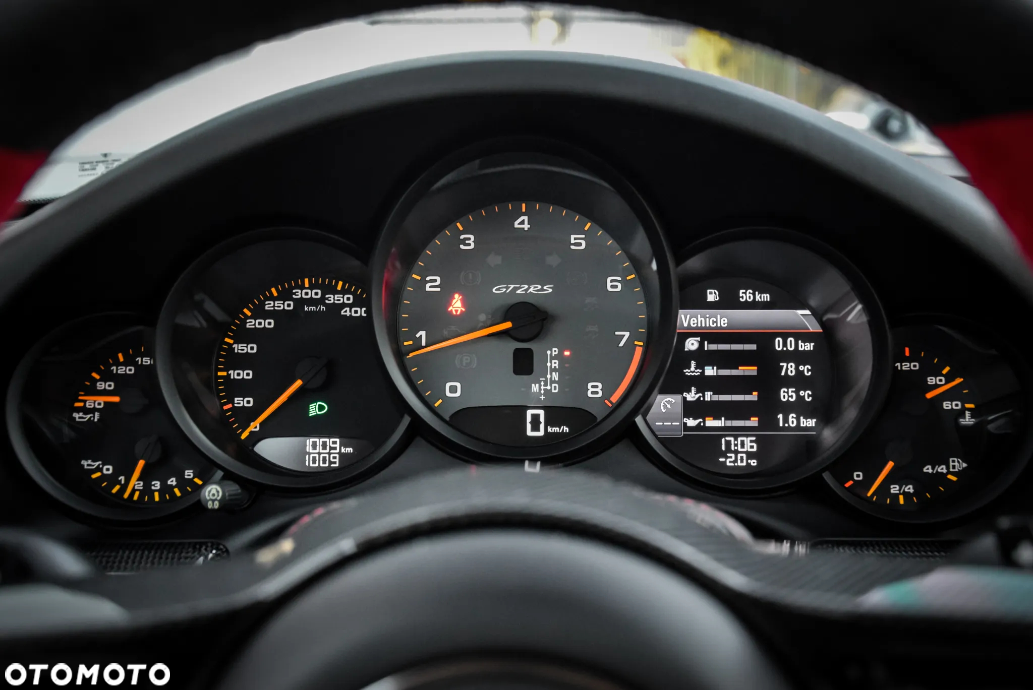 Porsche 911 GT2 RS - 26