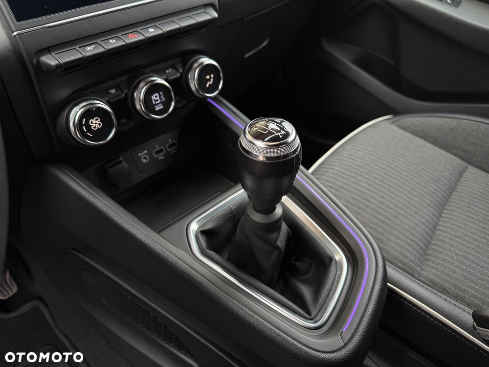 Renault Clio TCe 90 TECHNO - 29