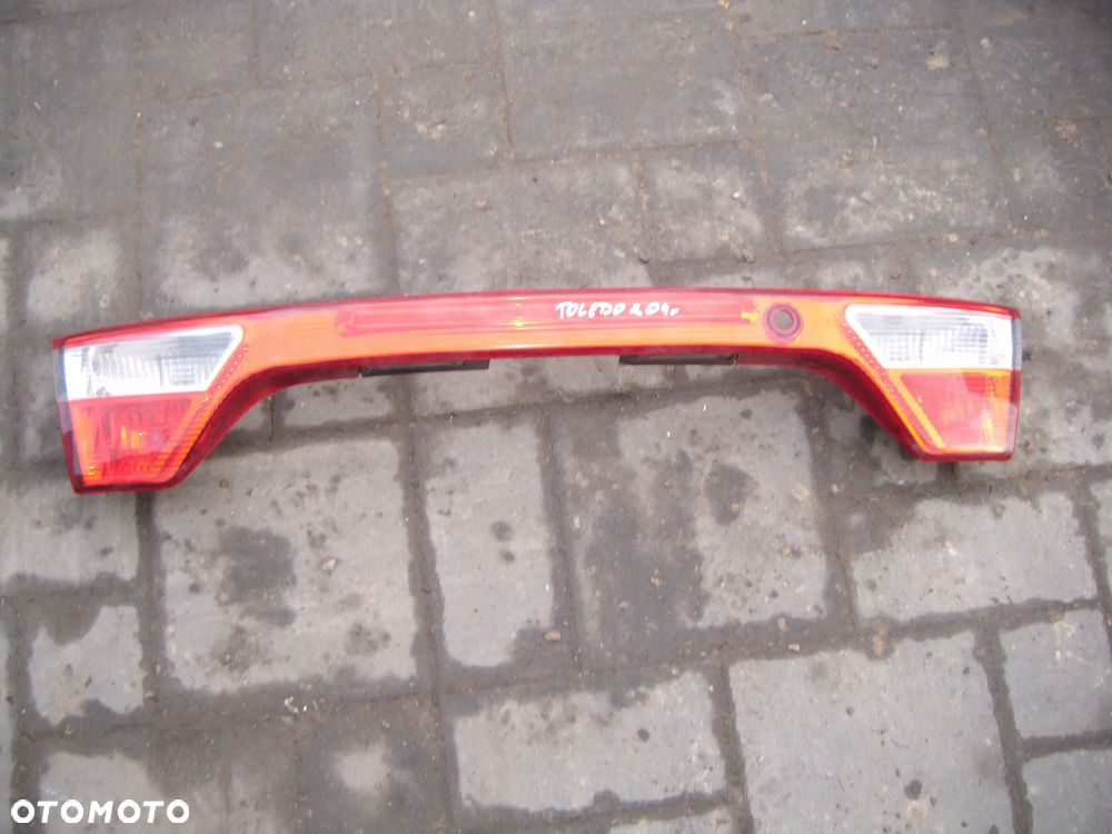 seat toledo 2 blenda klapy tył - 1