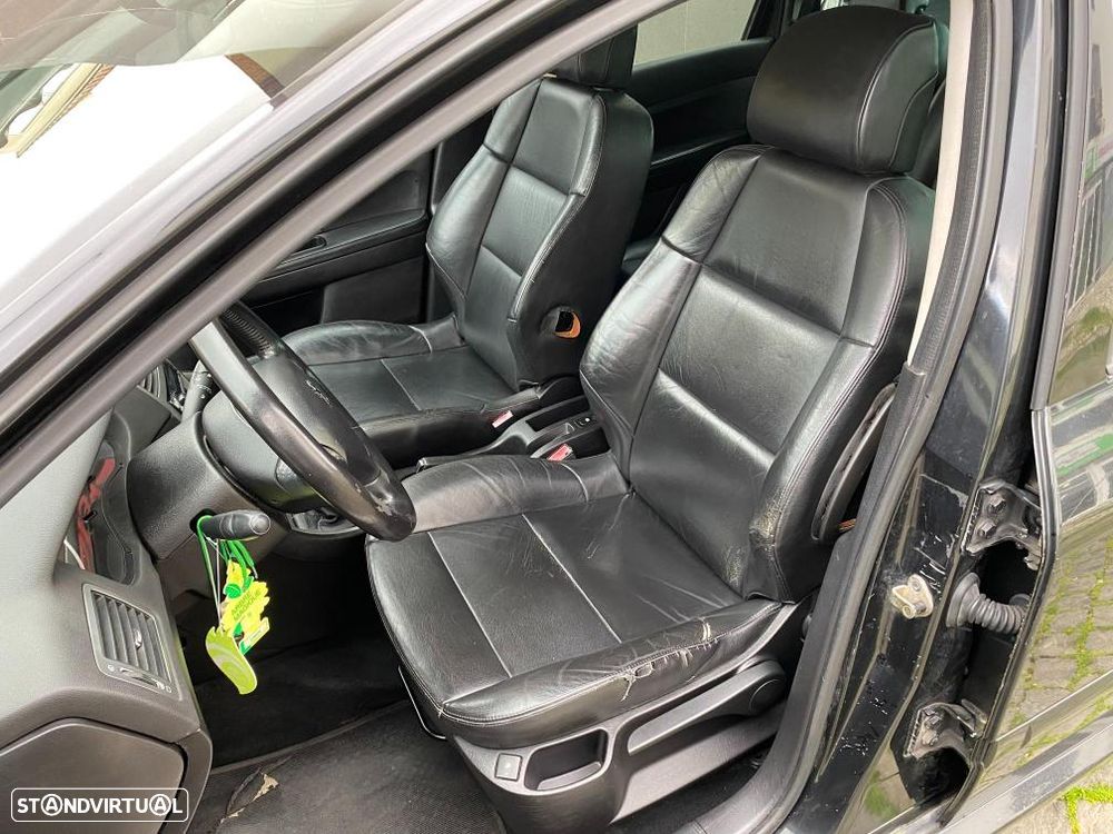 Peugeot 307 SW 1.6 HDi Cuir - 12