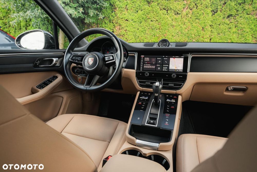 Porsche Macan Standard - 18