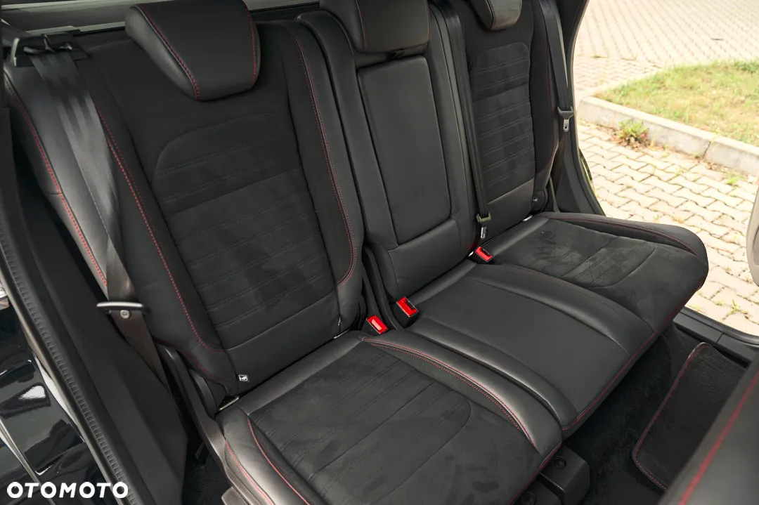 Ford Kuga 2.0 TDCi AWD ST-Line Black - 28