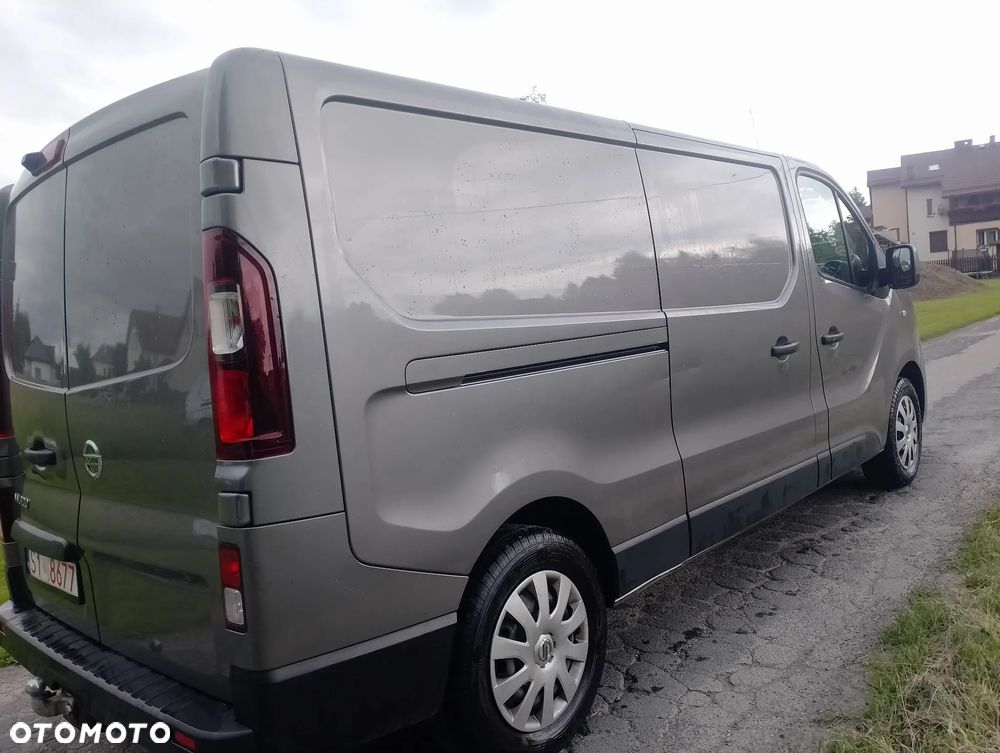 Nissan NV300 - 11