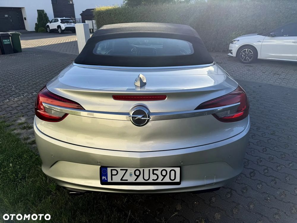 Opel Cascada - 11