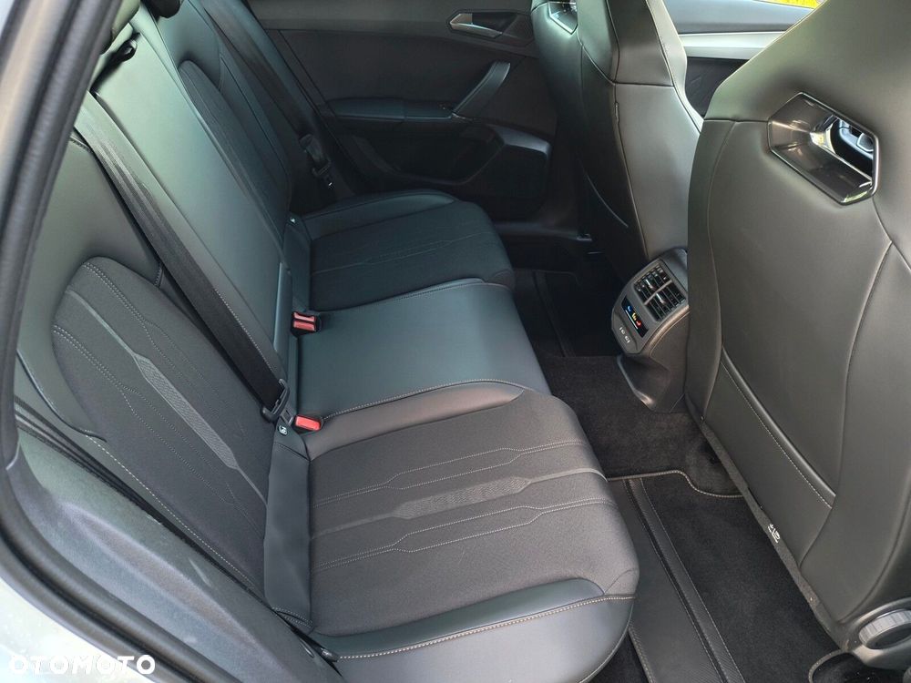 Cupra Formentor 1.4 e-Hybrid DSG - 16