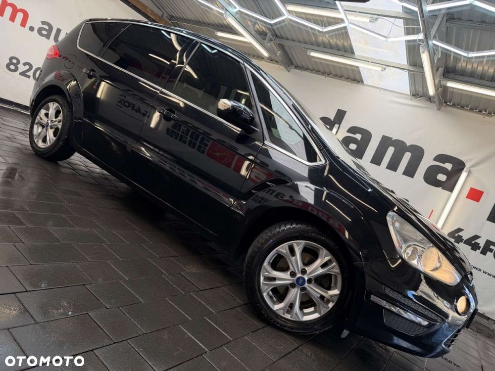 Ford S-Max - 16