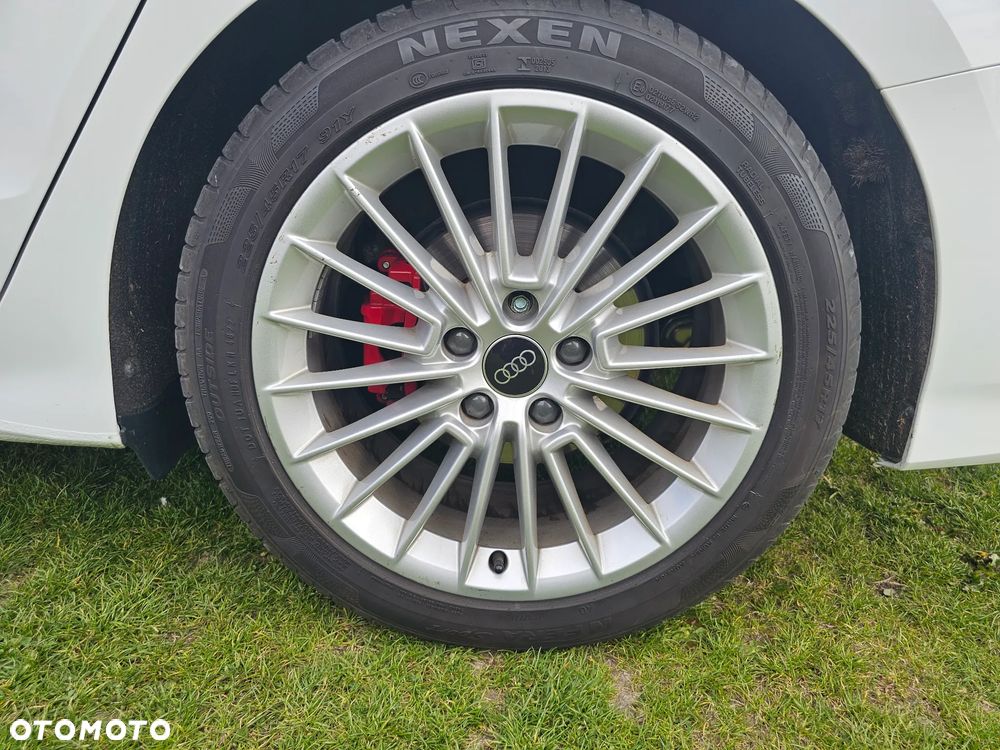 Audi A3 Limousine 35 TFSI mHEV S tronic - 25