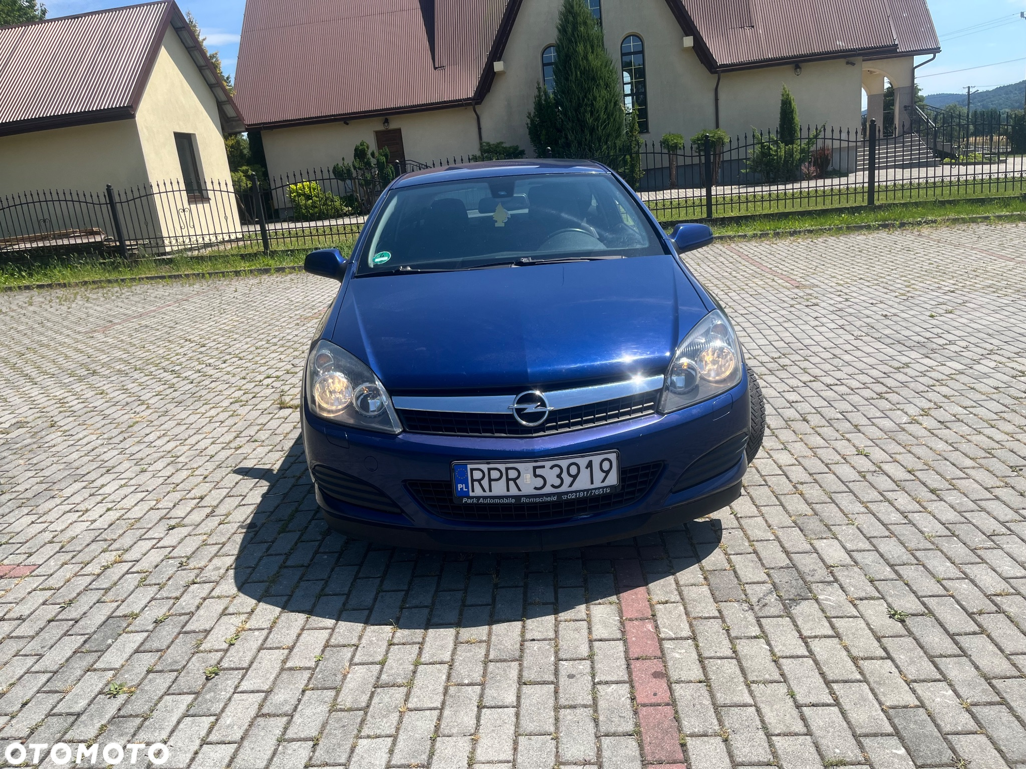 Opel Astra GTC 1.4 - 2