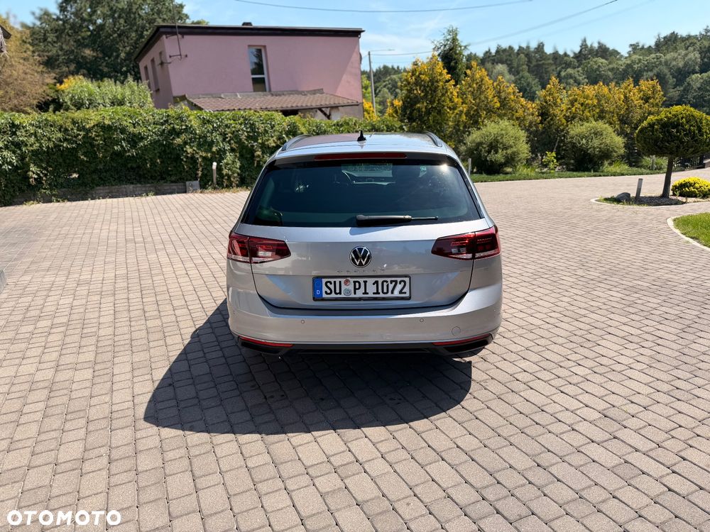 Volkswagen Passat 2.0 TDI SCR DSG Elegance - 6