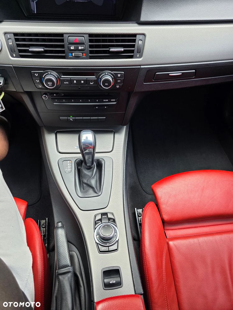 BMW Seria 3 335i M Sport Edition - 25