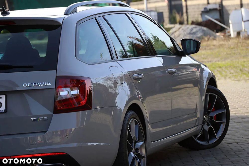 Skoda Octavia 2.0 TDI SCR 4x4 RS DSG - 40