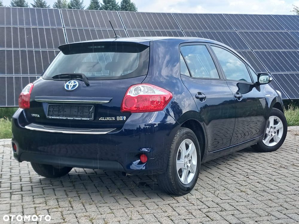 Toyota Auris - 2