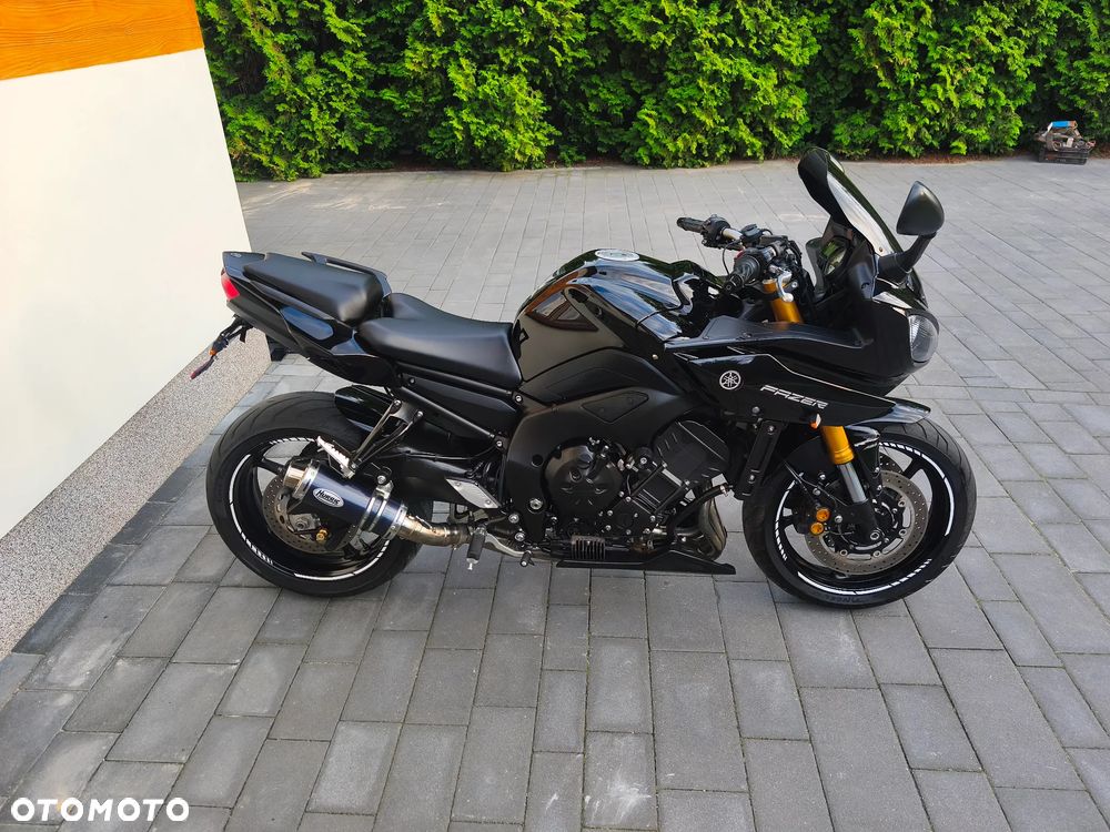 Yamaha FZ8 - 2