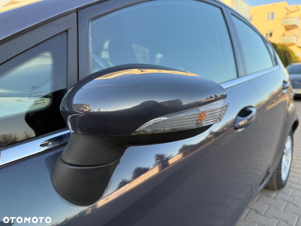 Ford Fiesta 1.6 TDCi Titanium - 10