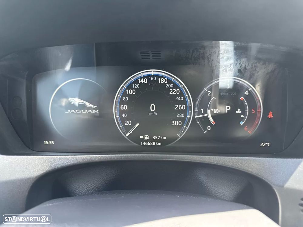 Jaguar F-Pace 20d AWD Aut. R-Sport - 44