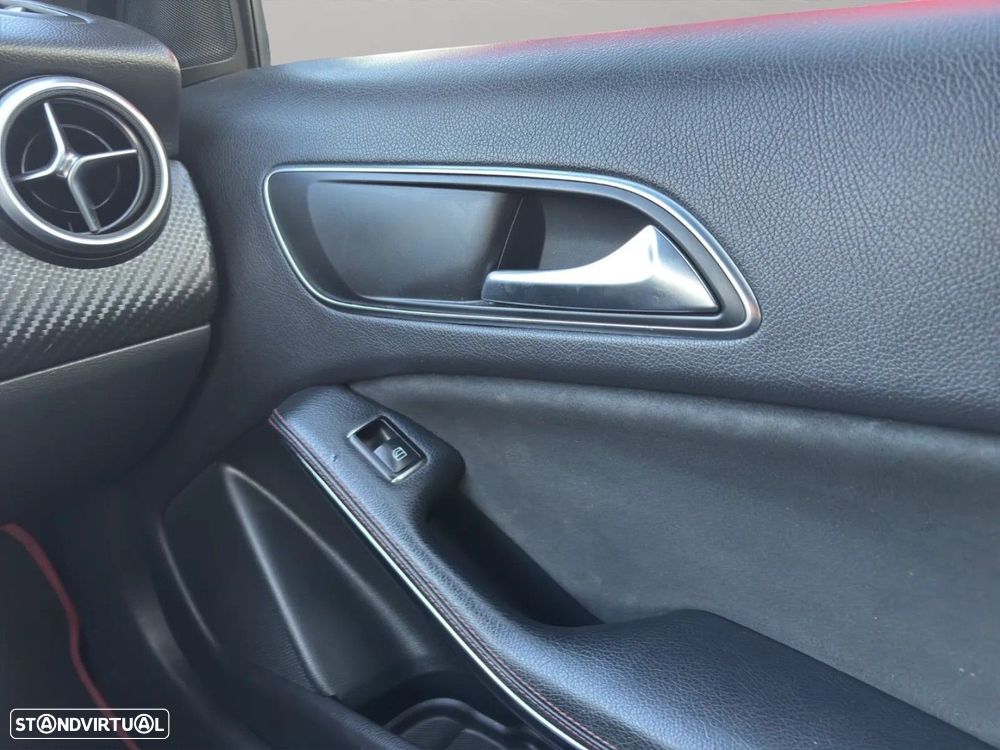Mercedes-Benz A 180 CDI BE AMG Line Aut. - 17