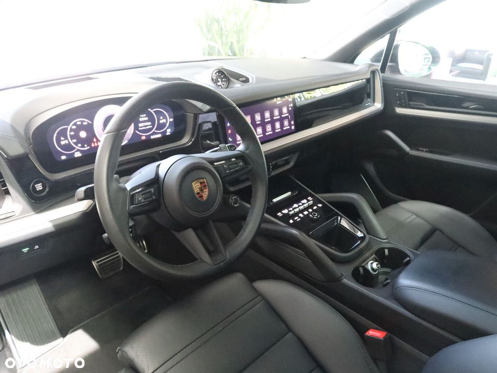 Porsche Cayenne - 8