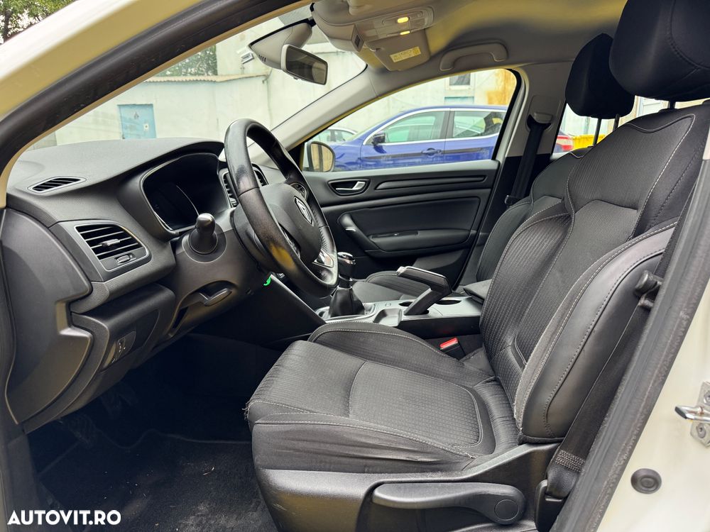 Renault Megane - 19