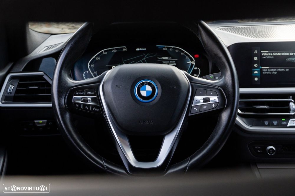 BMW 320 e Line Sport Auto - 12