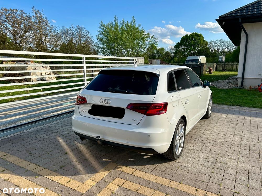 Audi A3 ver-1-6-tdi-sportback - 5