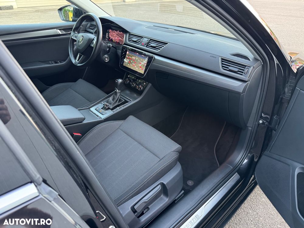 Skoda Superb 2.0 TDI DSG Style - 27
