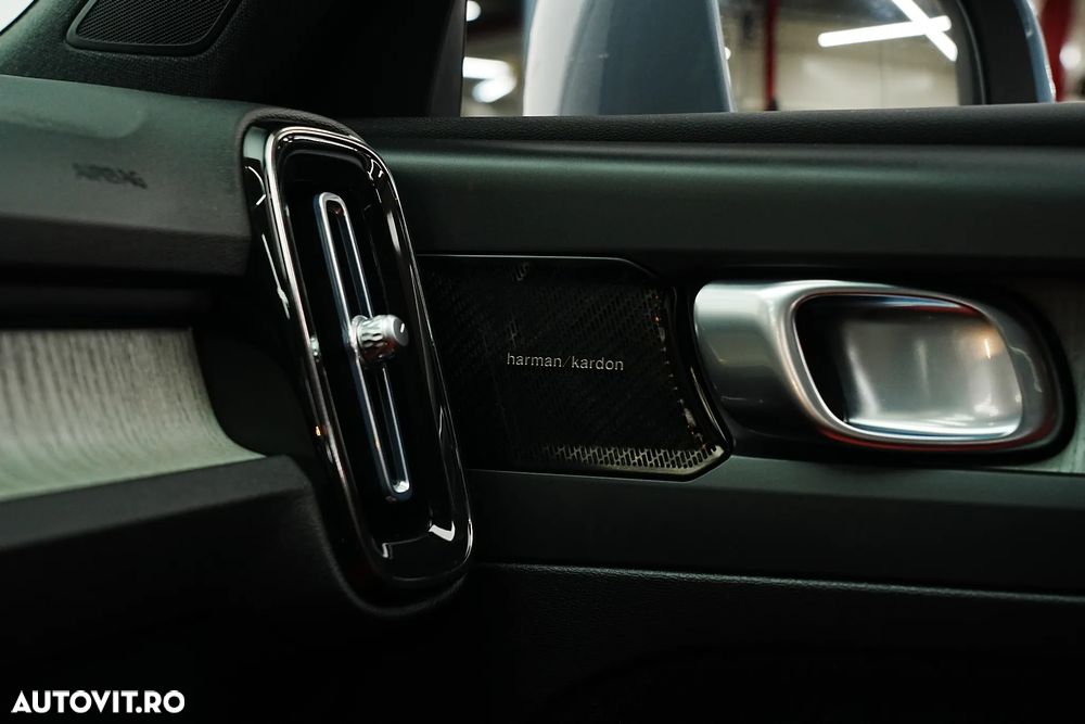 Volvo XC 40 Recharge T5 Twin Engine AT7 Inscription - 37