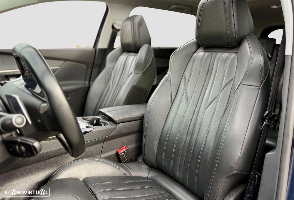 Peugeot 5008 PureTech 130 EAT8 Stop & Start Allure Business-Pack - 3