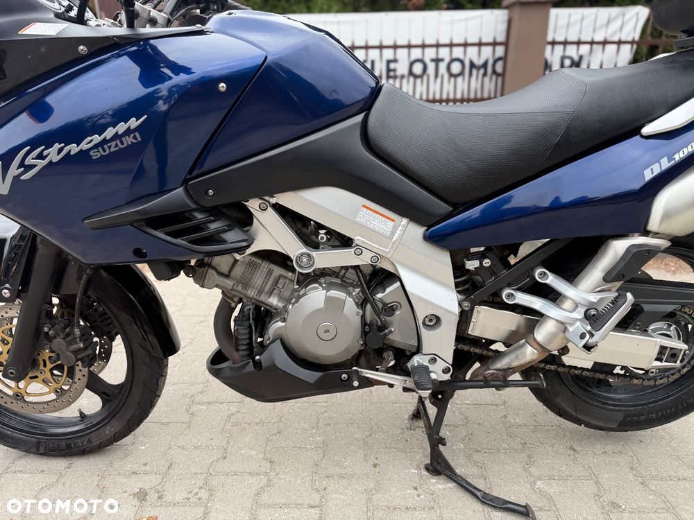 Suzuki DL - 23
