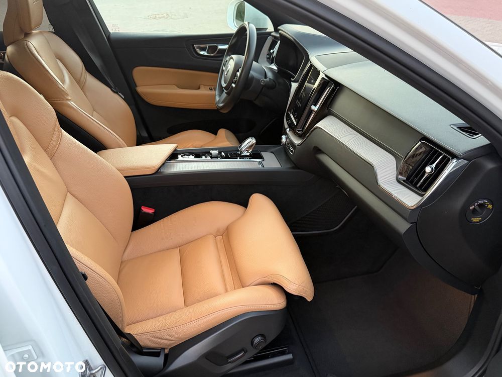 Volvo XC 60 - 7