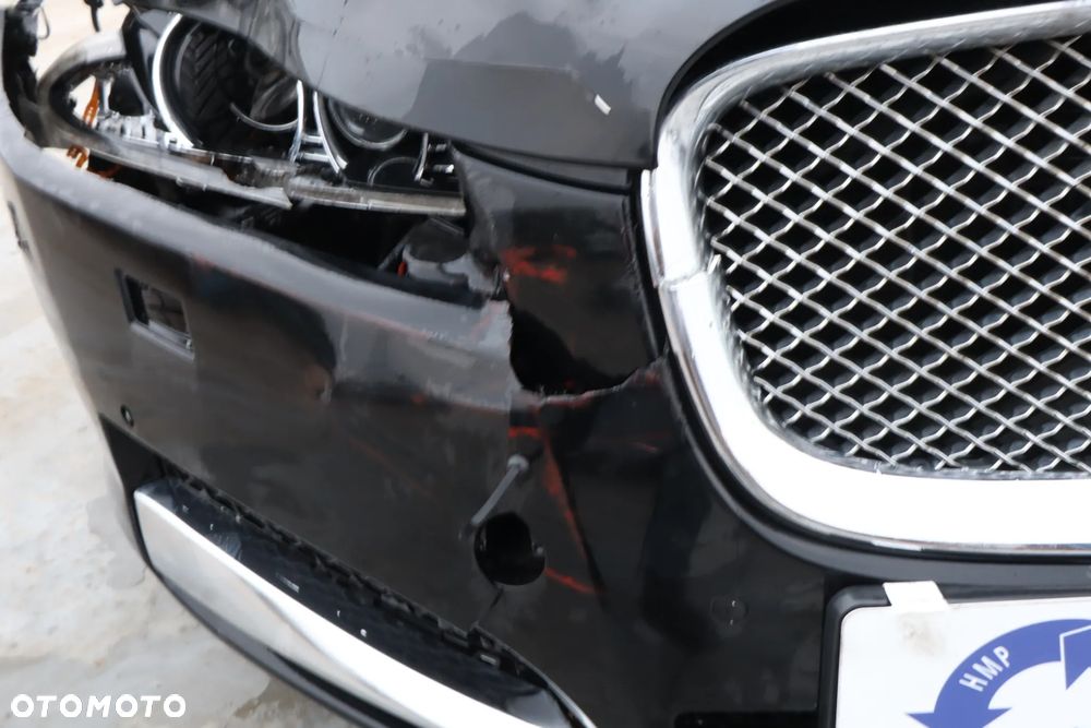 Jaguar XF 2.2 D Luxury - 17