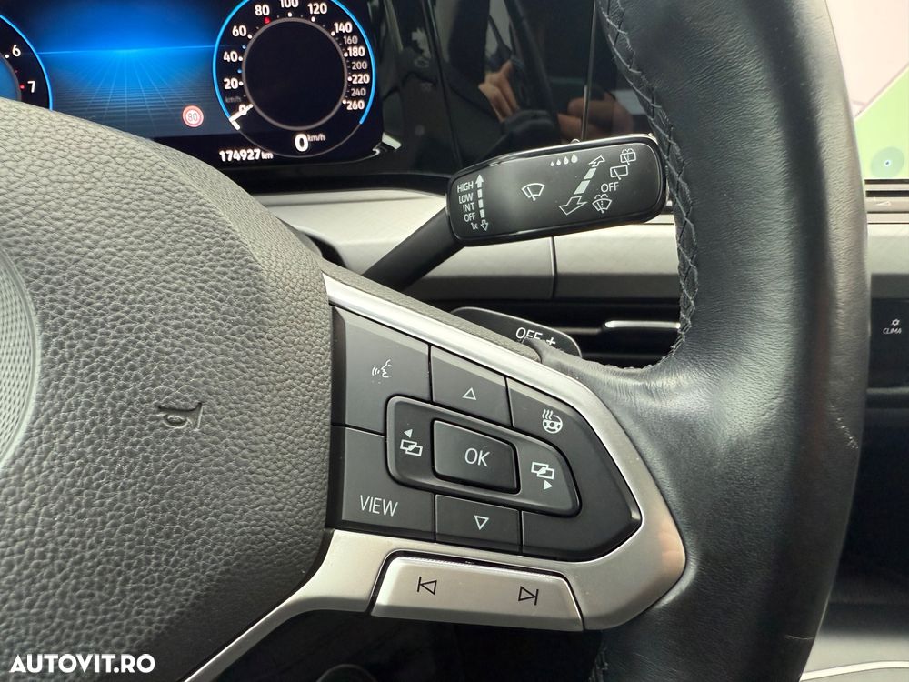 Volkswagen Golf 1.5 eTSI OPF DSG Life - 25