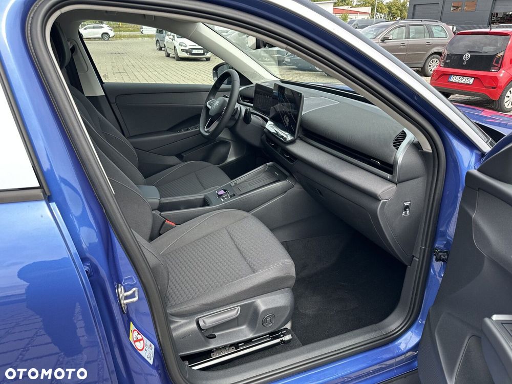 Volkswagen T-Roc 1.5 eTSI Life DSG - 29