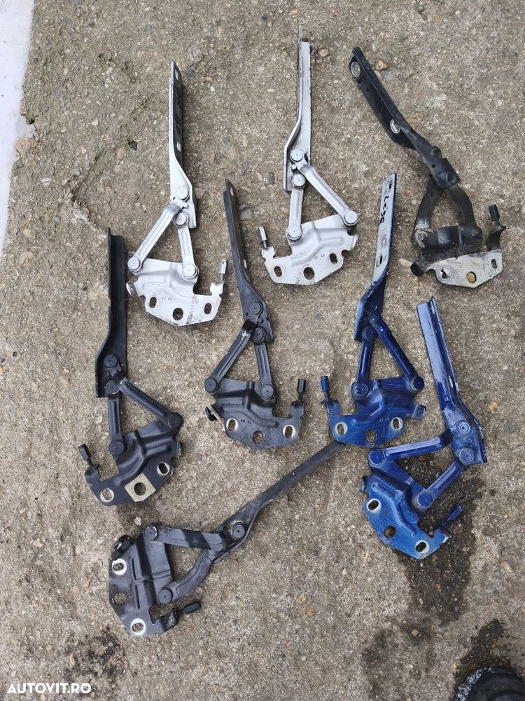 Suport far/suport aripă/suport bară/balama capotă Volkswagen Passat B6 - 2