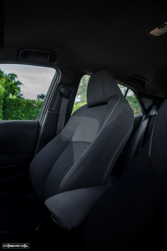 Toyota Corolla 1.8 Hybrid Comfort - 27