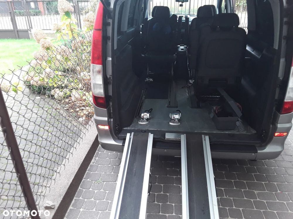Mercedes-Benz Viano - 25