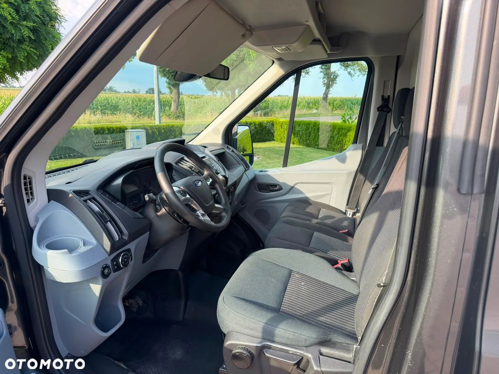 Ford Transit - 26