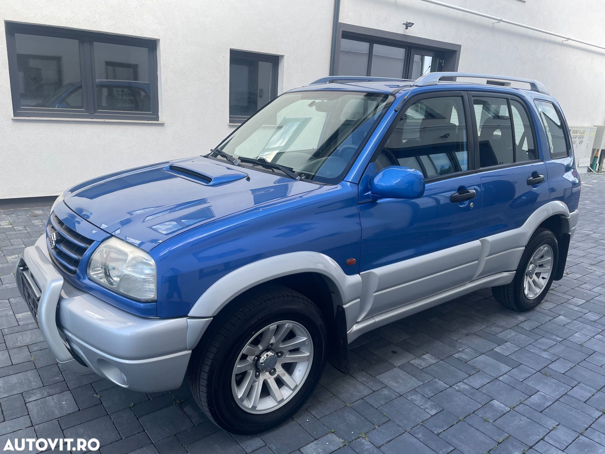 Suzuki Grand Vitara - 1