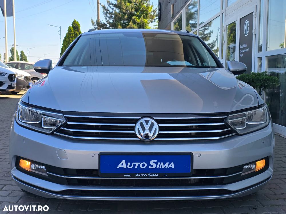 Volkswagen Passat - 4