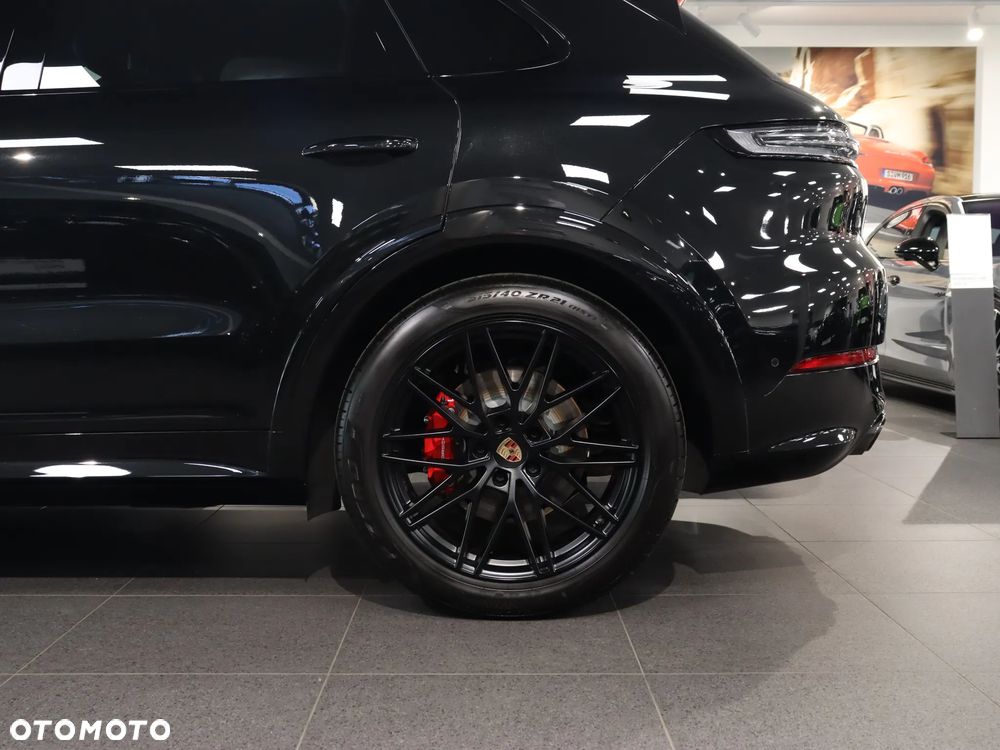 Porsche Cayenne - 12