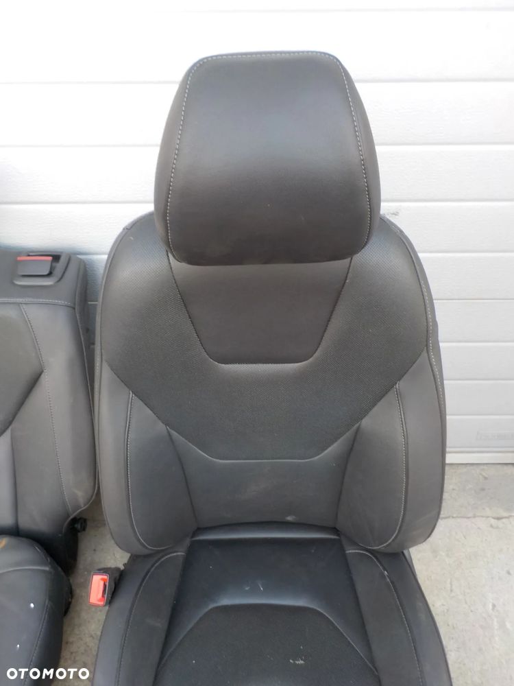 FORD MONDEO MK5 FOTELE GRZANE PODŁOKIETNIK KANAPA SKÓRA BOCZKI - 8