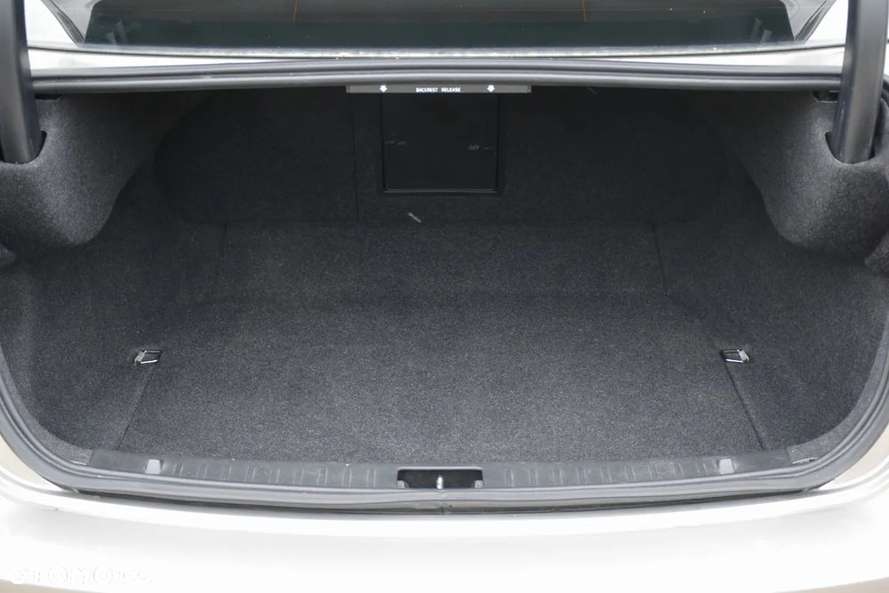 Volvo S60 2.5 T5 - 38