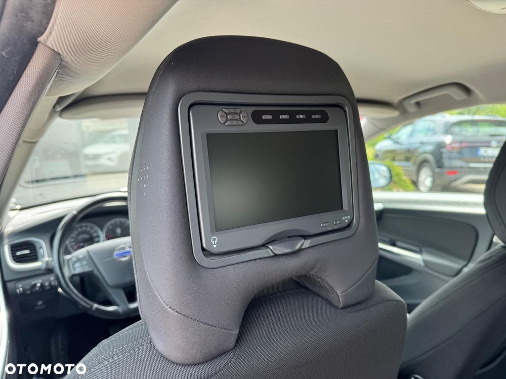 Volvo V60 D3 Geartronic Summum - 12