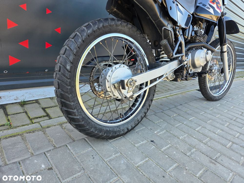 Suzuki DR - 19