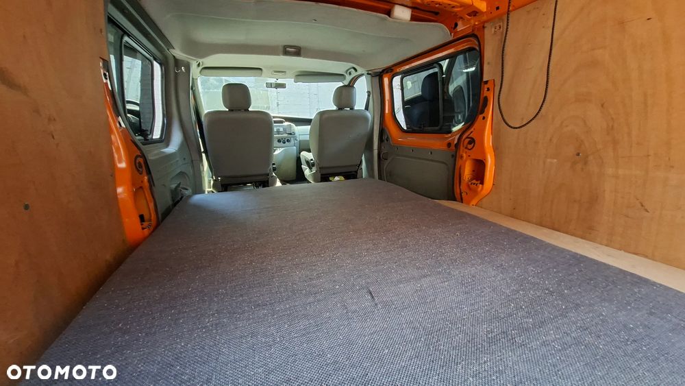 Opel Vivaro - 6