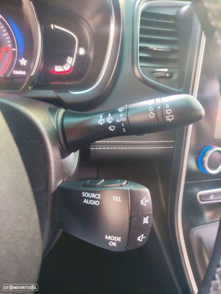 Renault Grand Scénic 1.6 dCi Bose Edition EDC SS - 27