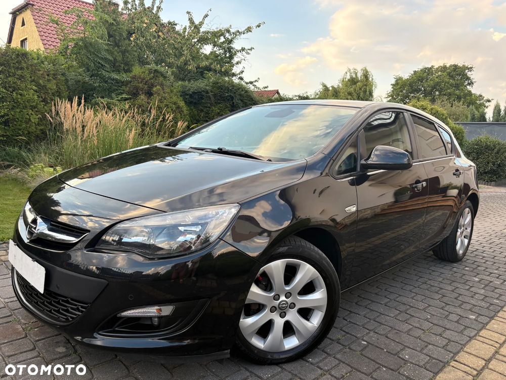Opel Astra 1.4 Turbo Cosmo - 26