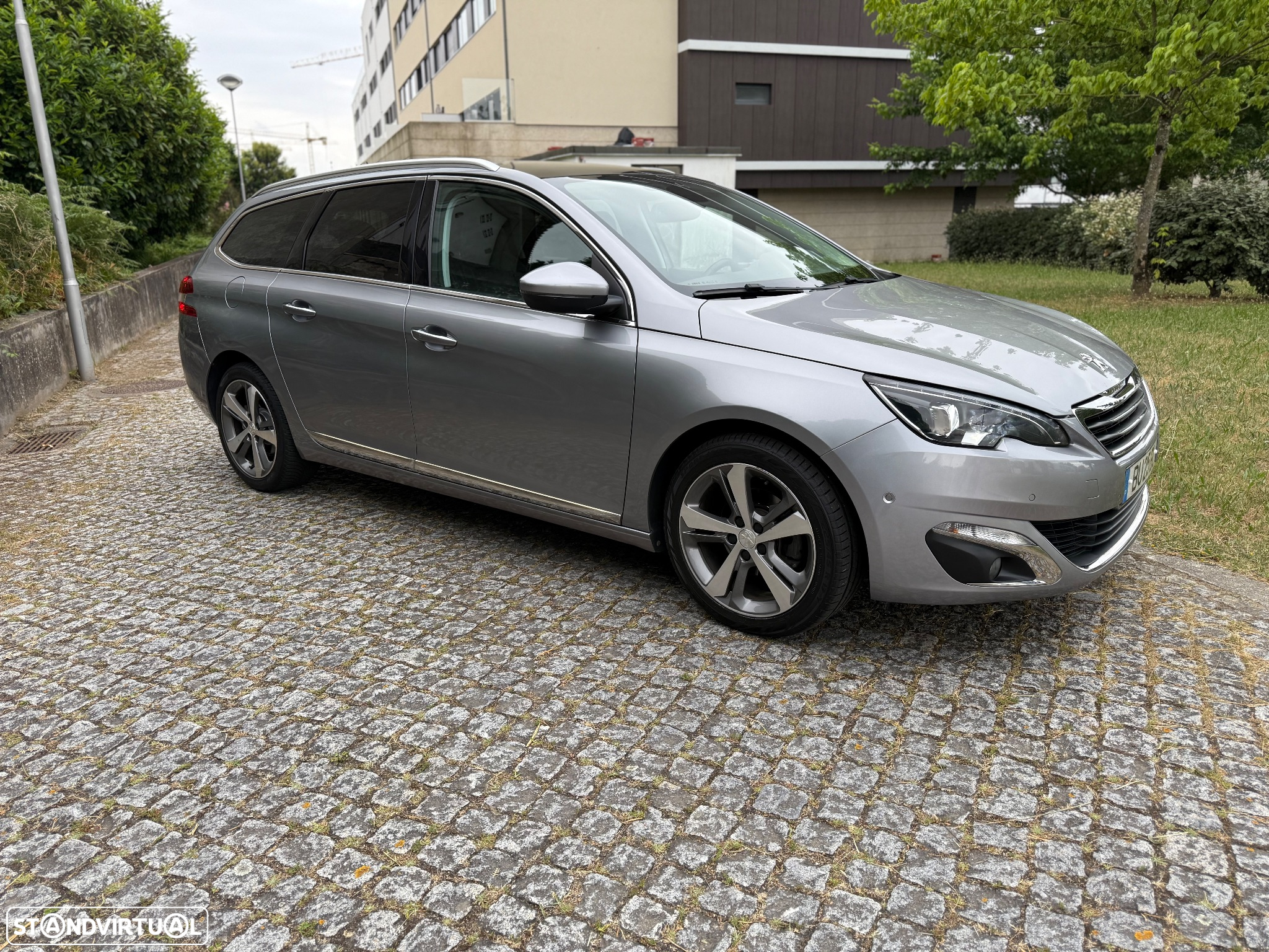 Peugeot 308 SW PureTech 130 EAT6 Stop & Start Allure - 5