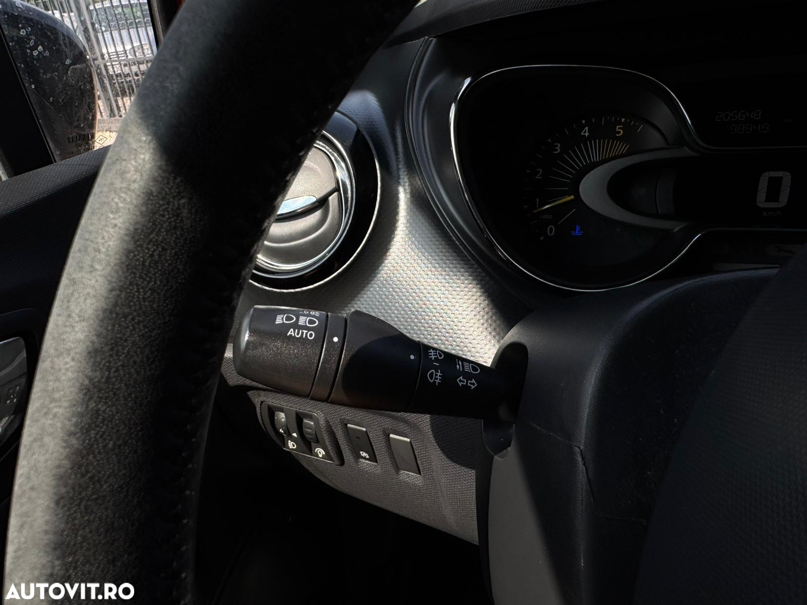 Renault Captur dCi Intens - 19