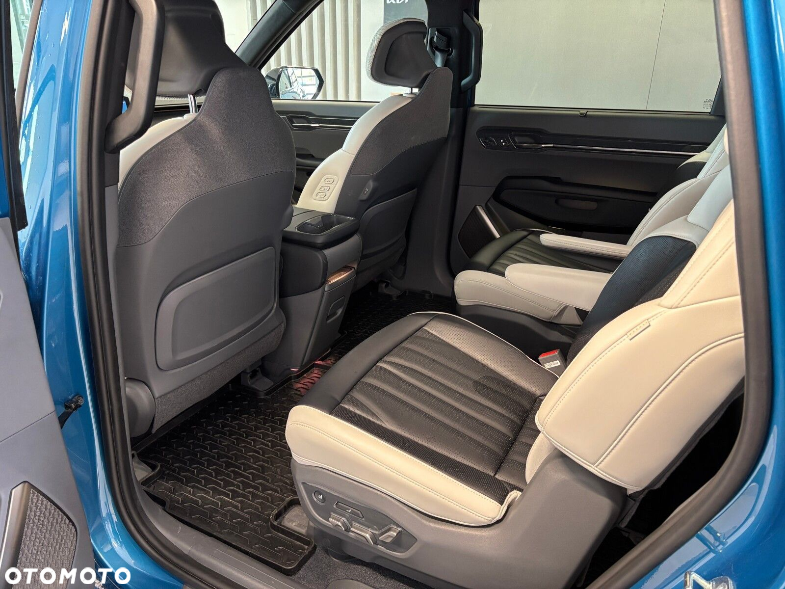 Kia EV9 - 10