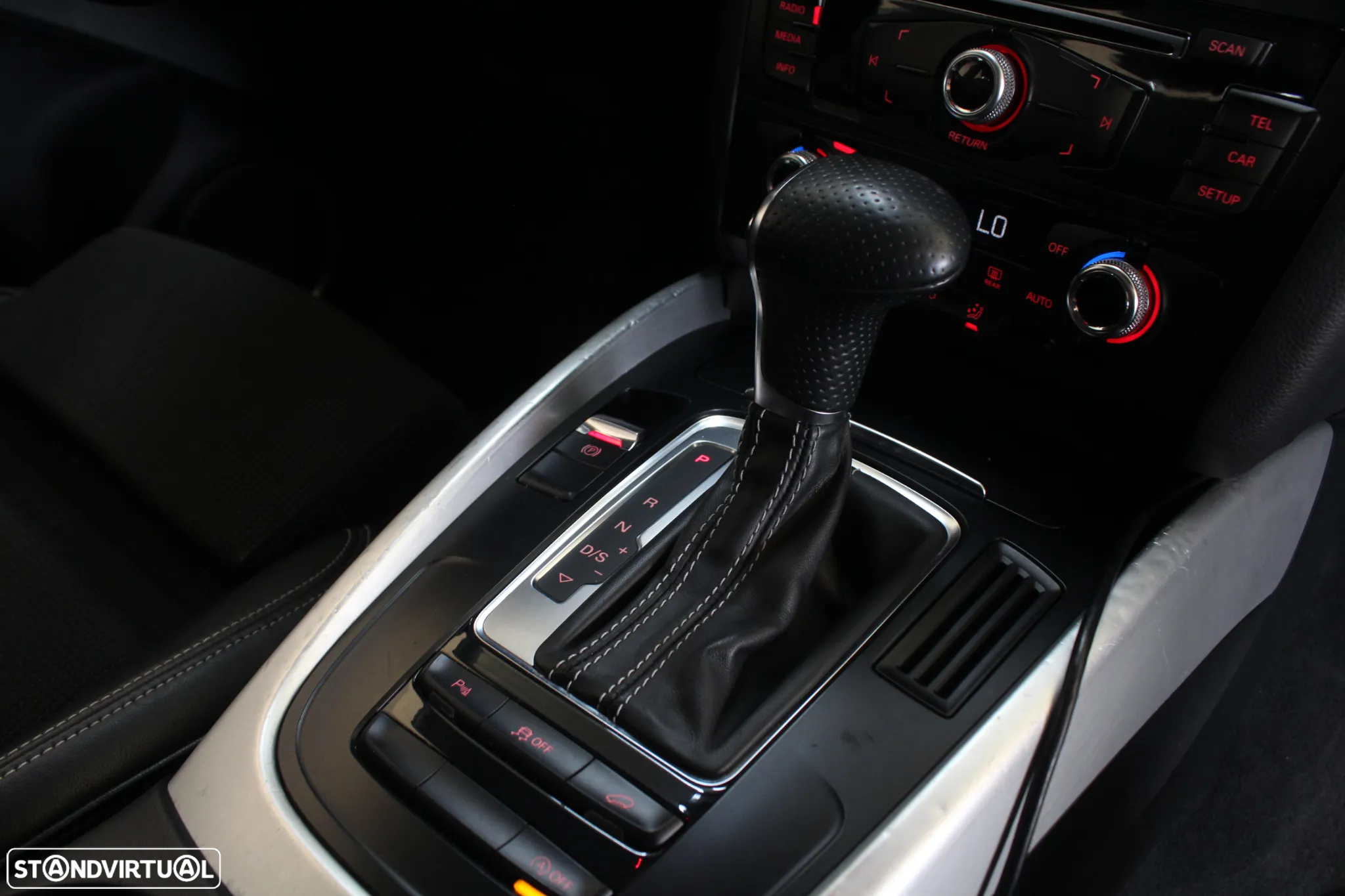 Audi Q5 3.0 TDi quattro S-line S-tronic - 48